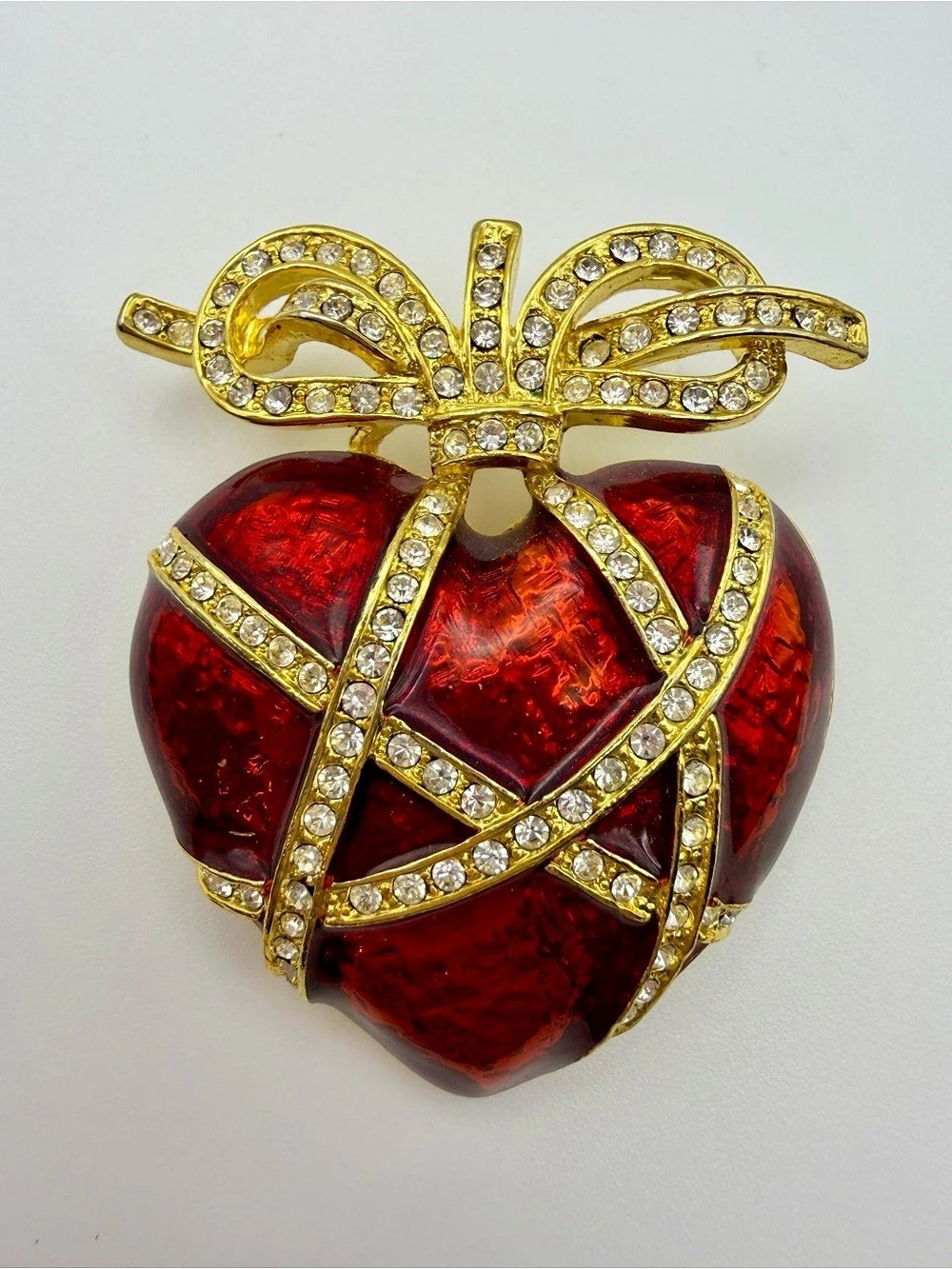 Red Heart Bow Rhinestone Brooch Like New